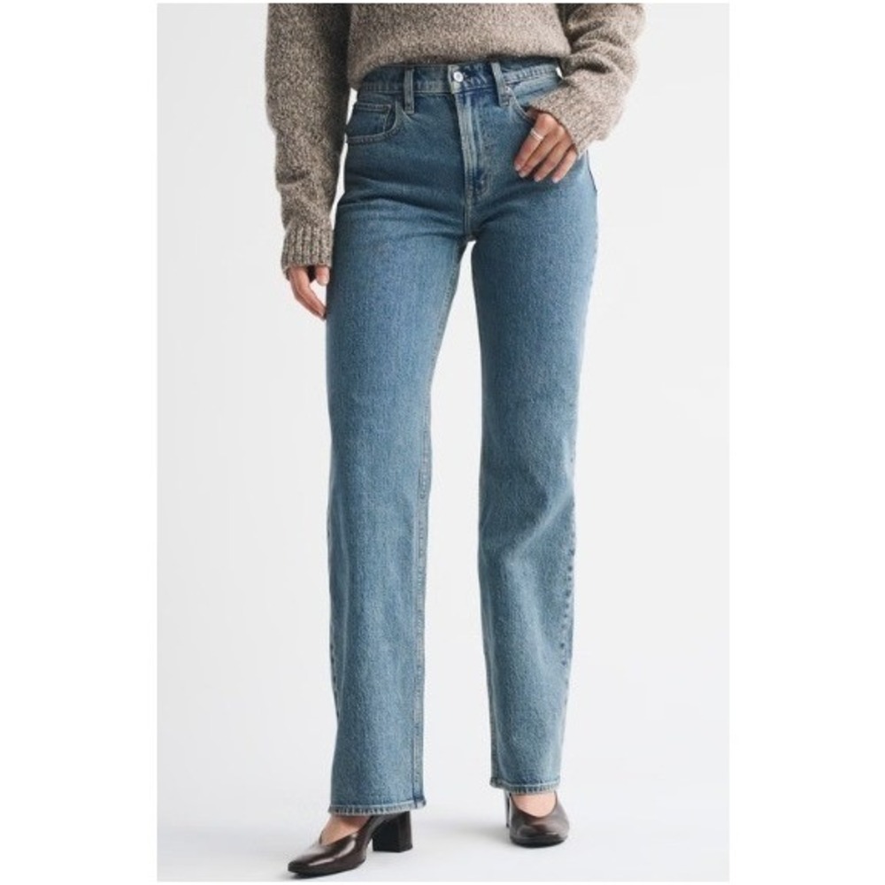 Abercrombie‎ & Fitch 90s Relaxed High Rise Jeans Medium Wash Blue 28 Short New